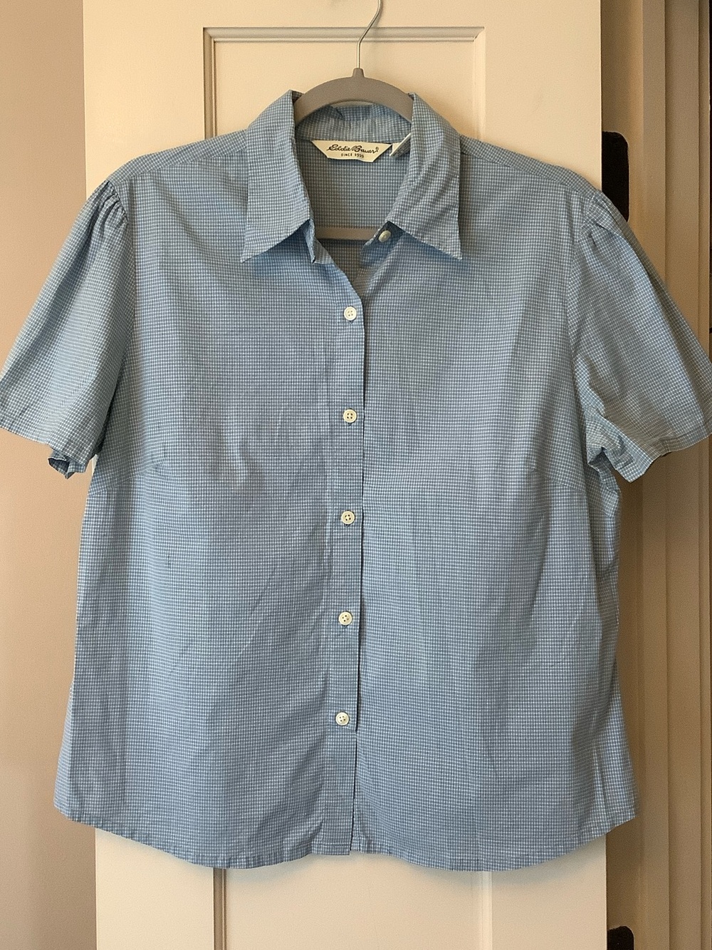 Eddie Bauer Light Blue Short Sleeve Button-Down Shirt